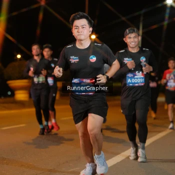 Runner Photo 3954059
