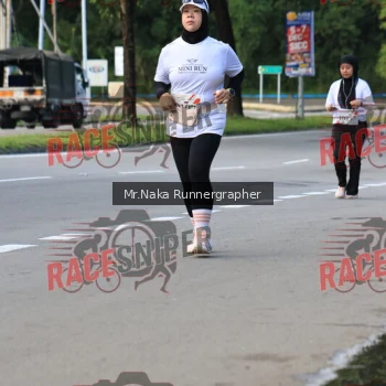 Runner Photo 395426