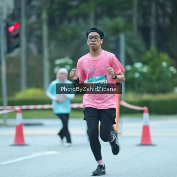 Runner Photo 3955210
