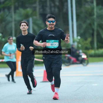 Runner Photo 3955332