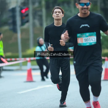 Runner Photo 3955353