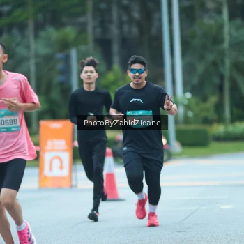 Runner Photo 3955368