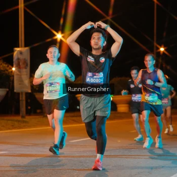 Runner Photo 3955435