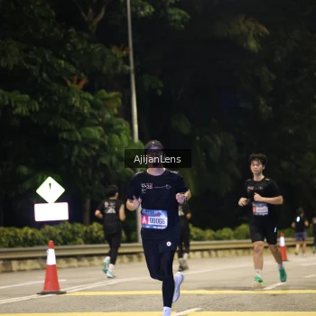 Runner Photo 3955504