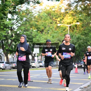 Runner Photo 3955676