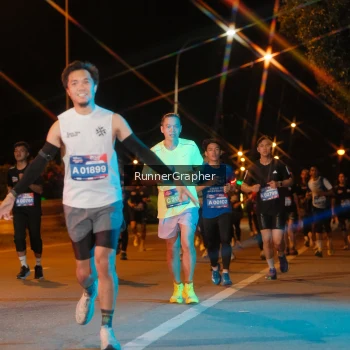 Runner Photo 3955695