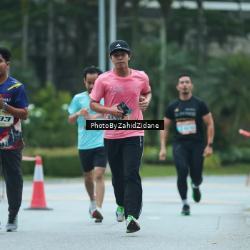Runner Photo 3955871