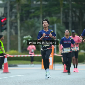 Runner Photo 3955951
