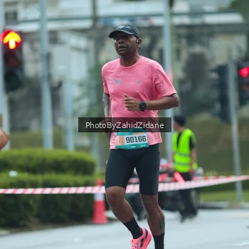 Runner Photo 3955976