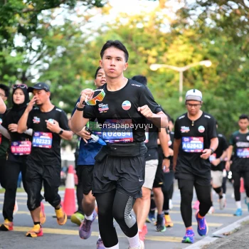 Runner Photo 3956012