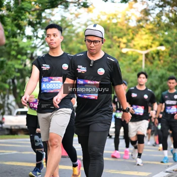 Runner Photo 3956035