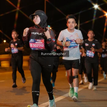 Runner Photo 3956044
