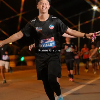 Runner Photo 3956095