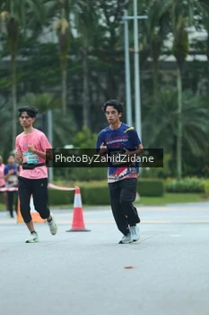 Runner Photo 3956105