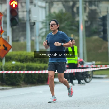 Runner Photo 3956121
