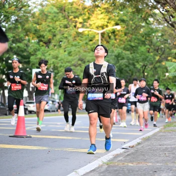 Runner Photo 3956131