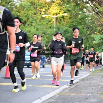 Runner Photo 3956145