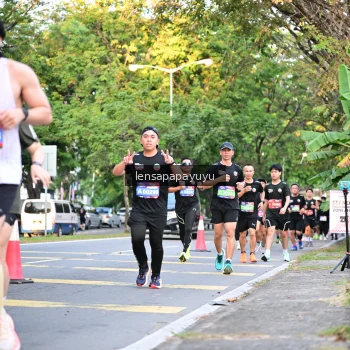 Runner Photo 3956182