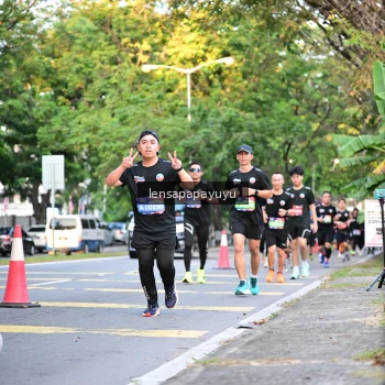Runner Photo 3956205