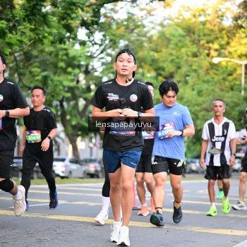 Runner Photo 3956415