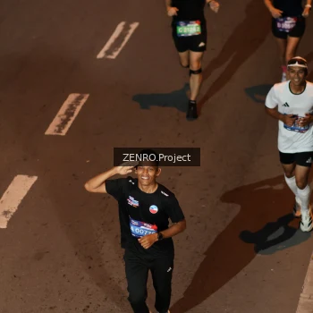 Runner Photo 3956418