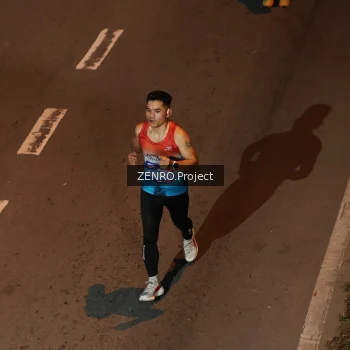 Runner Photo 3956516
