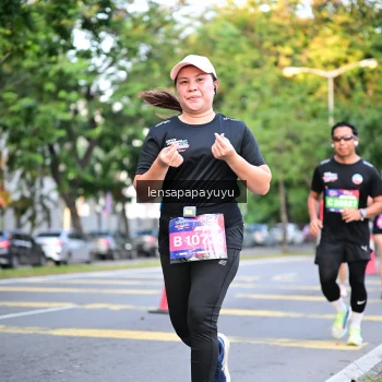 Runner Photo 3956592