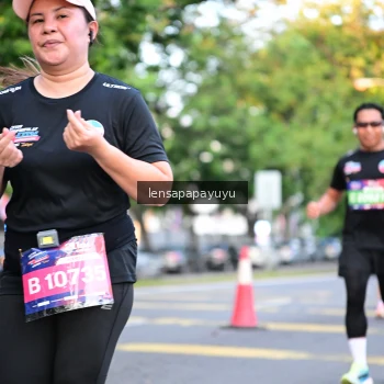 Runner Photo 3956595