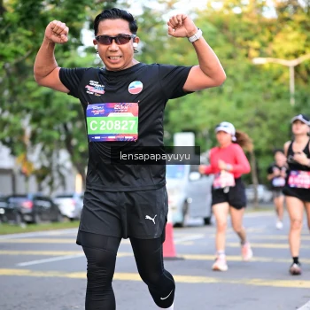 Runner Photo 3956615