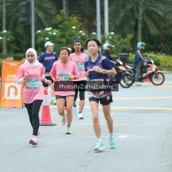 Runner Photo 3956624