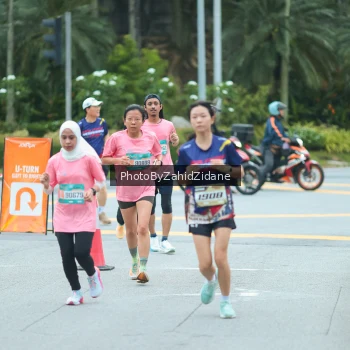 Runner Photo 3956635