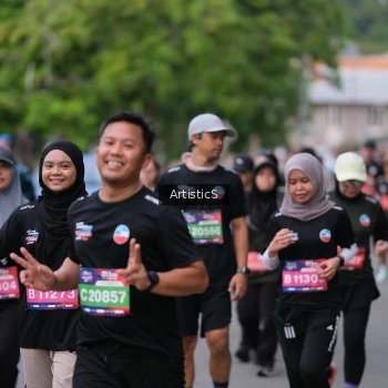 Runner Photo 3956671