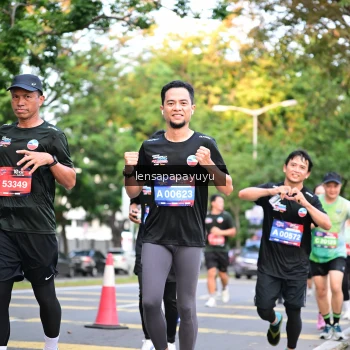 Runner Photo 3956678