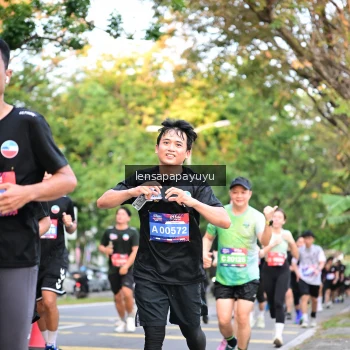 Runner Photo 3956691