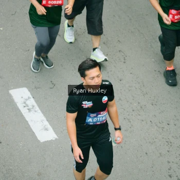 Runner Photo 3956695