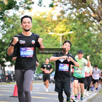 Runner Photo 3956696