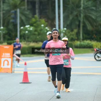 Runner Photo 3956713