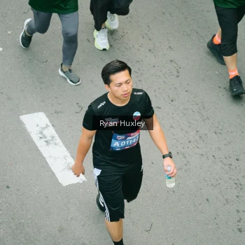 Runner Photo 3956715