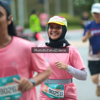 Runner Photo 3956716