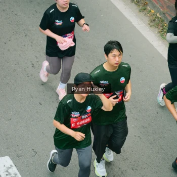 Runner Photo 3956737