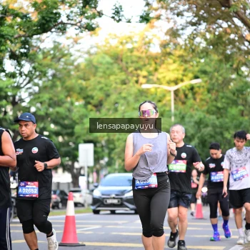 Runner Photo 3956743