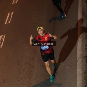 Runner Photo 3956764
