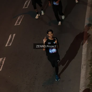 Runner Photo 3956777