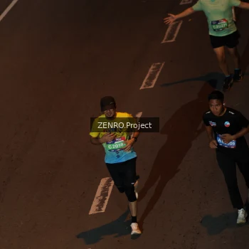 Runner Photo 3956806