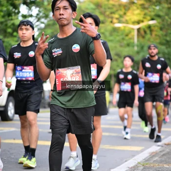 Runner Photo 3956842