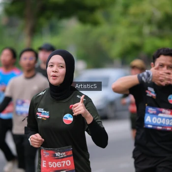 Runner Photo 3956893