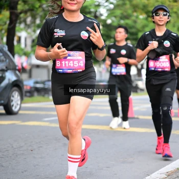 Runner Photo 3956930