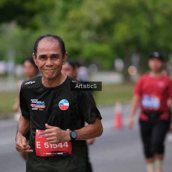 Runner Photo 3956956
