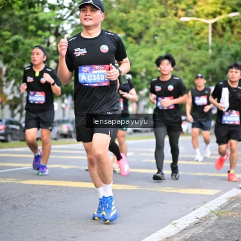 Runner Photo 3956975