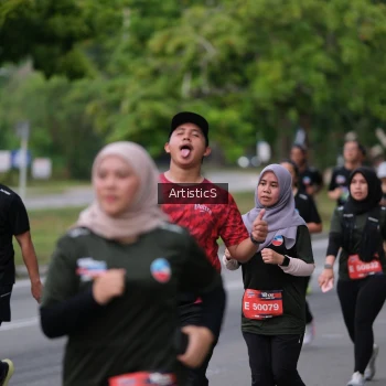 Runner Photo 3956976